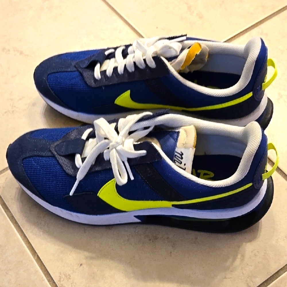 Nike Blue and Yellow Sneakers